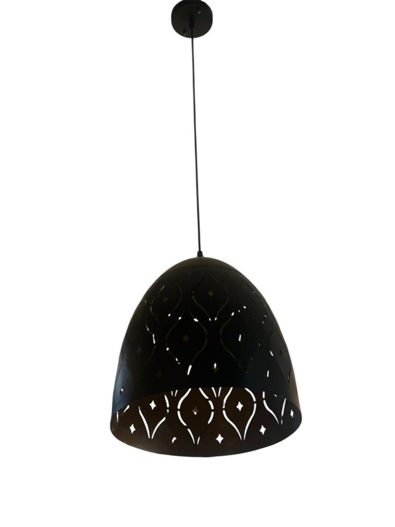 Lampe a poser structure métallique cage • Schuller • Meubles Chalon